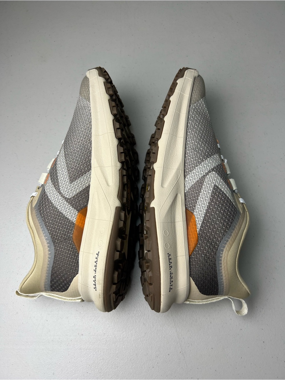Keen Women’s 450 Dirt Hiking Shoes Size 10.5W In Birch/Nectarine Color way EUC - Picture 6 of 13